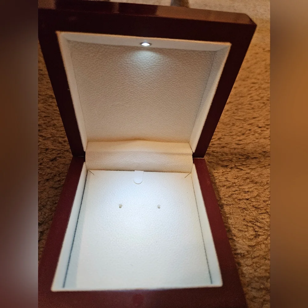 Lighted Jewelry Box